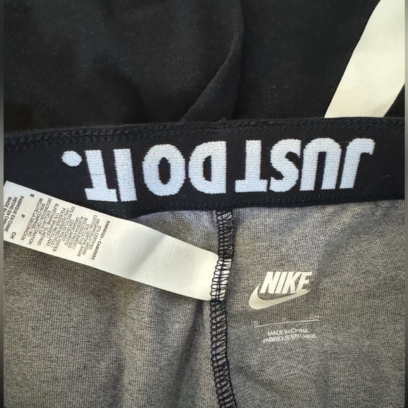 Nike leggings - Picture 3 of 4